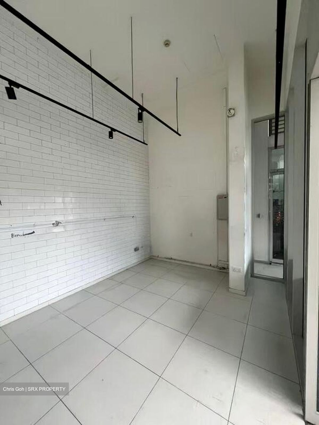 Whitehaven (D5), Retail #506201951